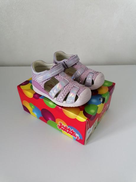Sandalky baťa svetlofialove, bubble gummers,23