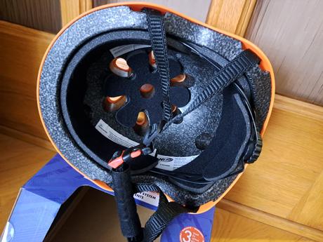 Skate prilba - helma,