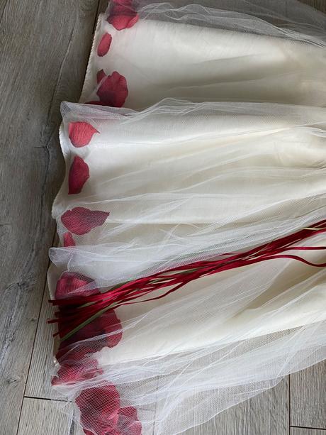 Saticky na ples, 98 / 104 / 110