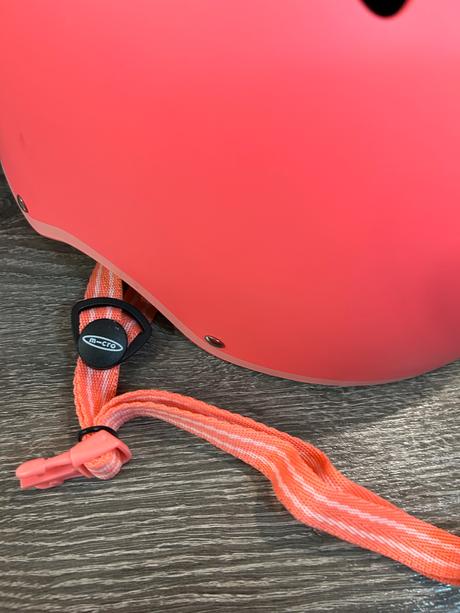 Micro nova prilba pre dievcata č.m, m