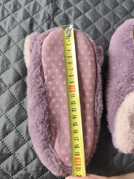 Papučky s ušami, 32