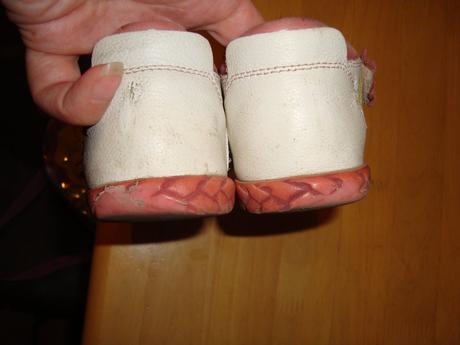 Už iba biele sandálky, d.d.step,24