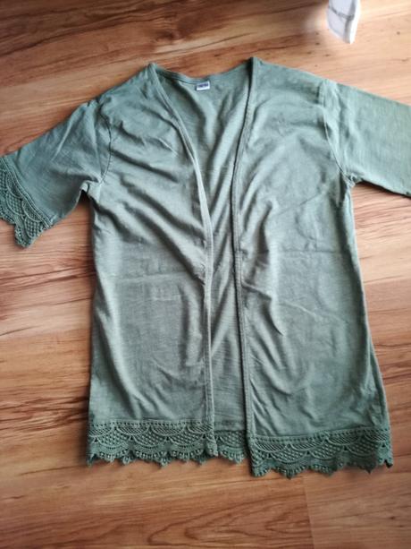 Dievčenské bolerko, 158