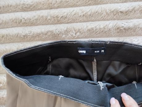 Béžové kožené elasťaky, sinsay,m