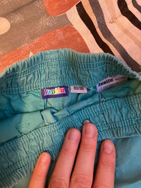 Kraťasy, lupilu,110