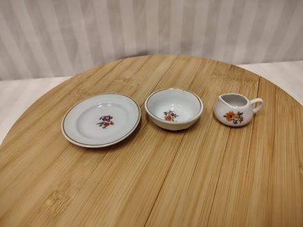 Vintage mini porcelán pre bábiky georgína 3ks 70.r, 