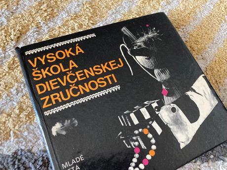 Vysoká škola dievčenskej zručnosti (1976),