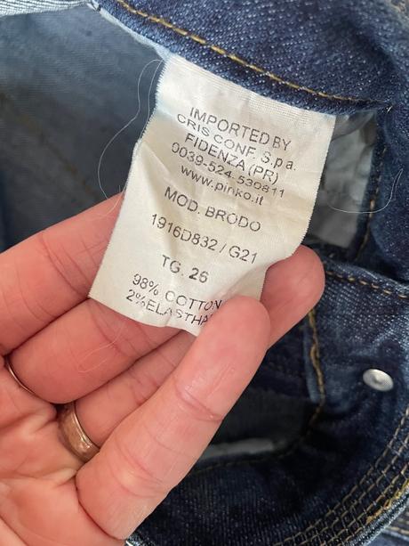 Pinko rifle prešité so zlatou niťou, pinko,s