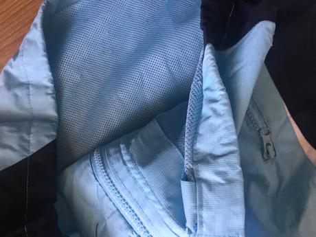 Bunda vhodná do prírody, na turistiku m/l, l