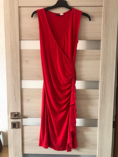 Červene šaty, m