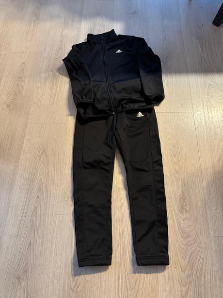 Tepláková súprava adidas, adidas,122