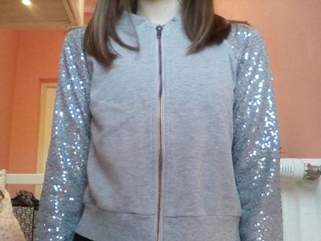 Flitrovaná mikina, name it,140