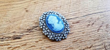 Brošňa ozdobná dáma - ii, 