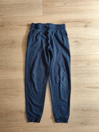 Tepláky, primark,152