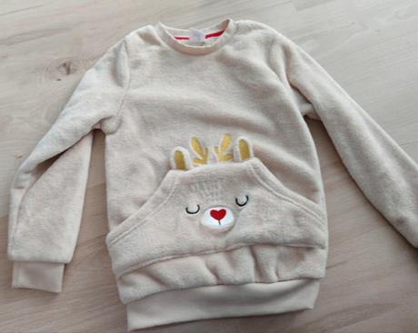 Mikina teplucka 122, ale sadne už od 110-122, 122