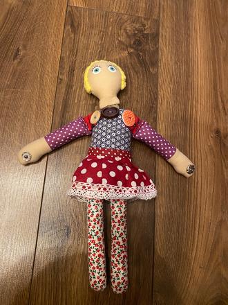 Gombíková bábika, 