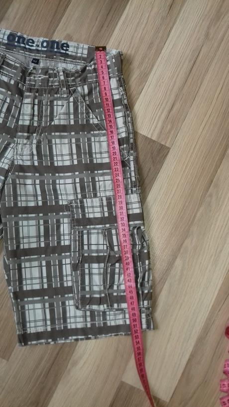 Chlapčenské kraťasy, one by one,152