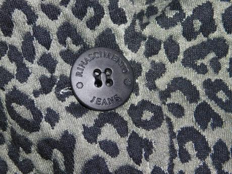 Kvalitny trendy blejzer, 36