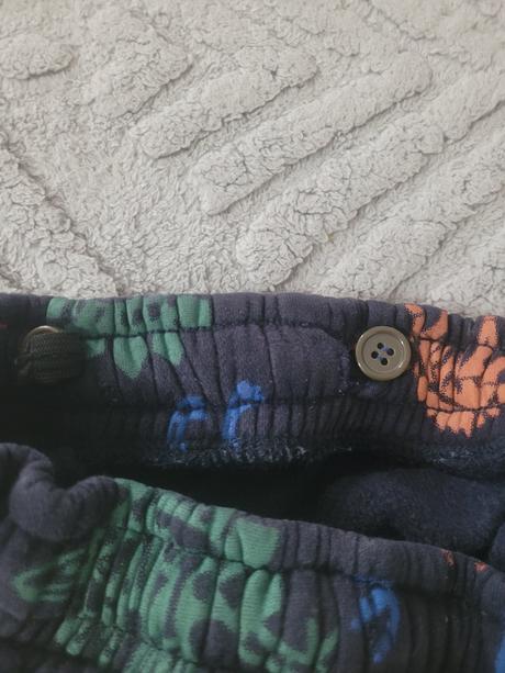 Zateplené tepláky, 104