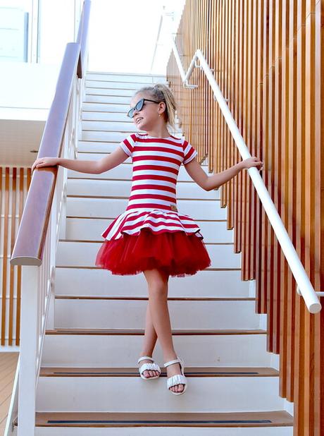 Zuppa točivé šaty v.146/152, 146