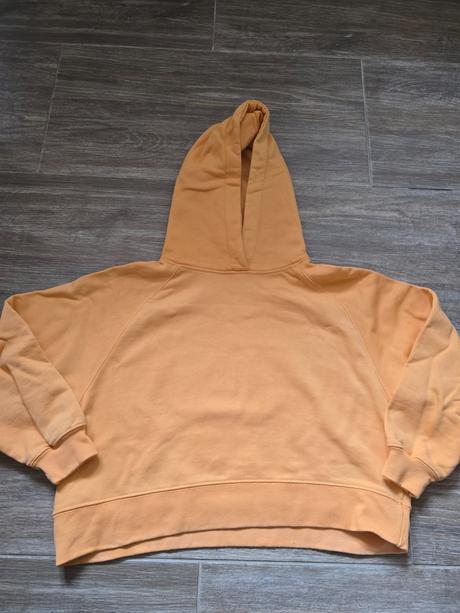 Kratšia mikina č.152, zara,152