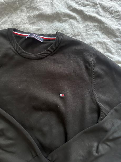 Cierny svetrik, xl