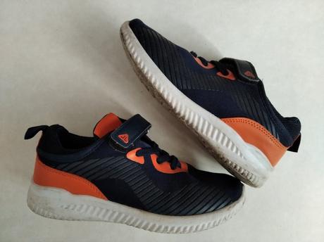 Tenisky junior league, 31