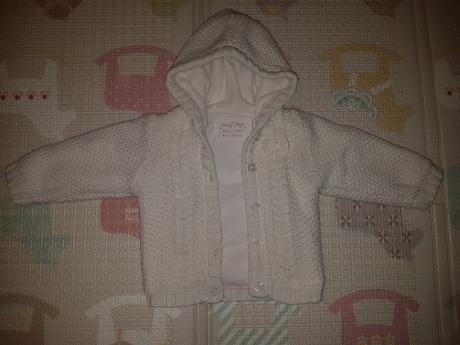 Biely hruby sveter, tu,74