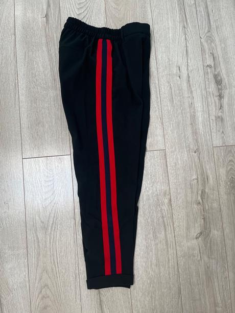 Športové nohavice, bershka,s