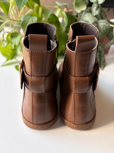 Shapen barefoot členkové čižmy divine brown,veľ.37, 37
