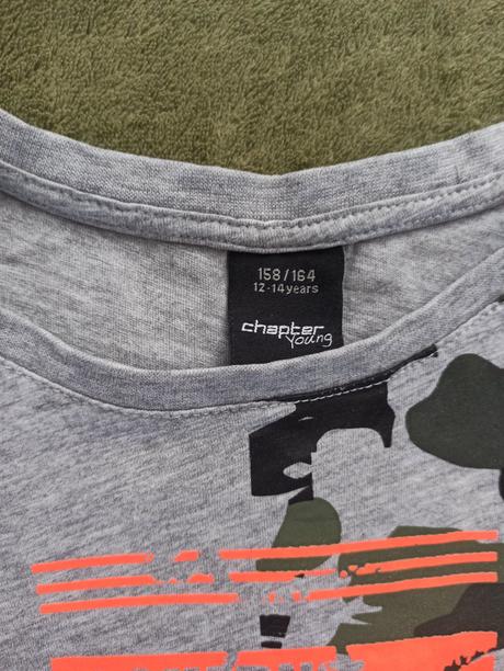 Maskáčové tričko, chapter young,158