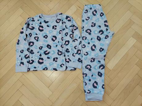 Pyžamo, f&f,140