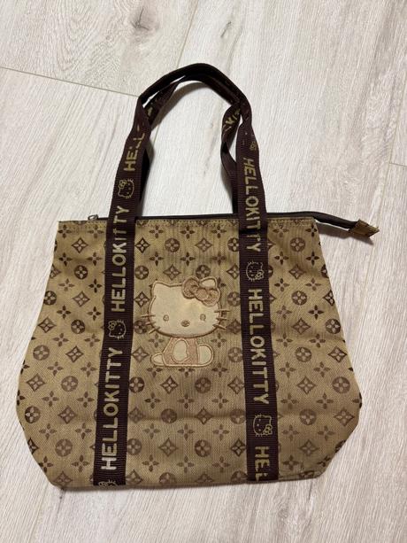 Kabelka hello kitty,