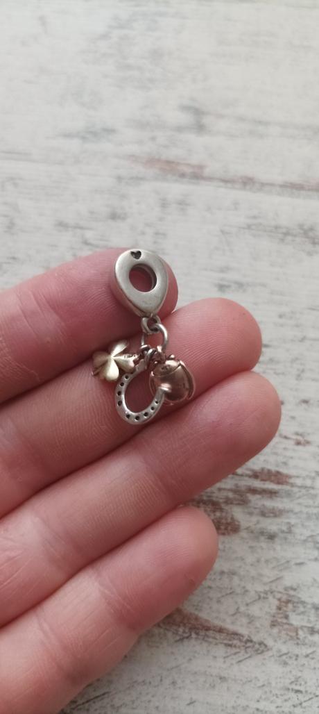 Pandora koralka, pandora