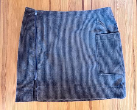 Menčestrová sukňa na zips, 140, 140