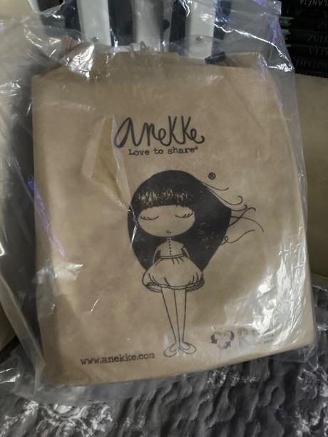 Anekke batoh, anekke