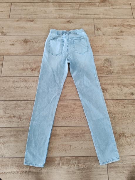 Riflové džegíny, h&m,140
