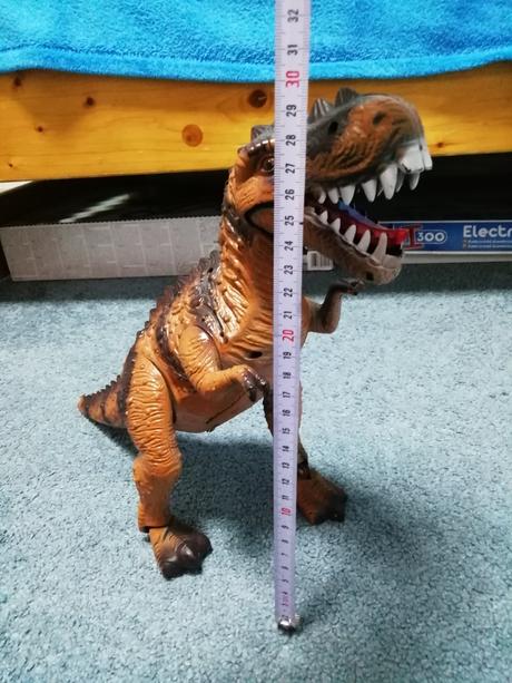 Hračky a hry za 2-3 eurá,