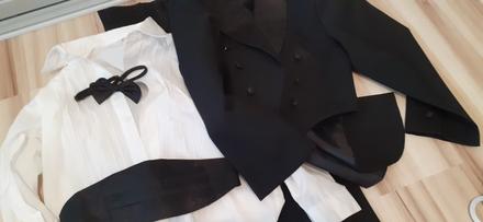 Oblek frak  na prve sv.prijimanie, 134