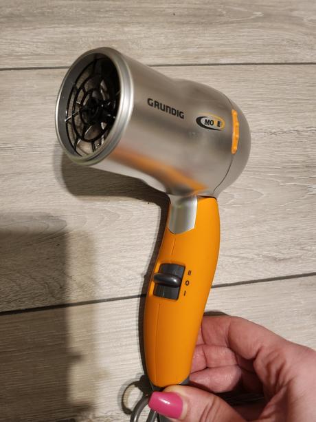 Cestovný fén grundig 1500w, 