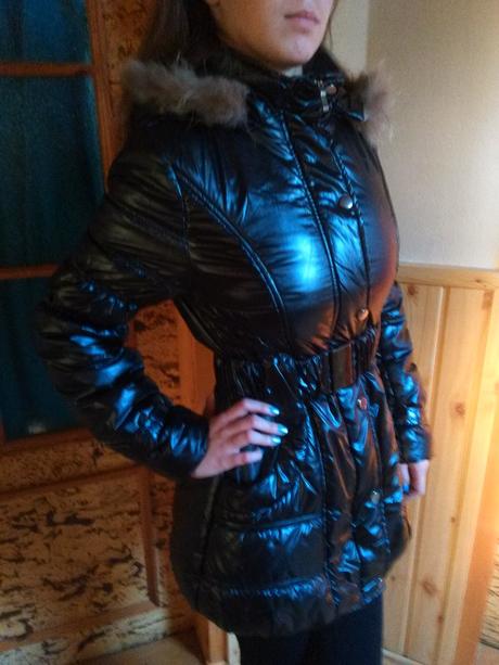 Lesklá čierna bunda, xs