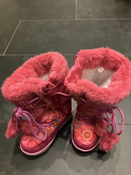 Snehule garvalin agatha ruiz de la prada c. 24, 24