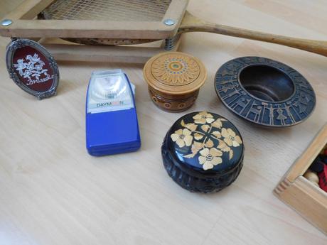 Retro rôzne hra,šperkovnička,baterka,rakety,