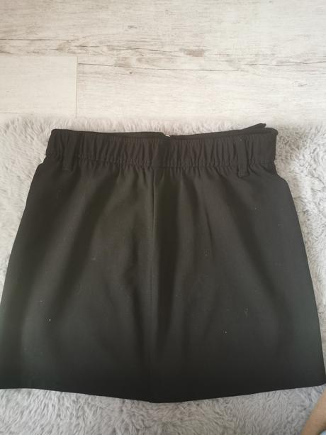 Dámska sukňa, bershka,m
