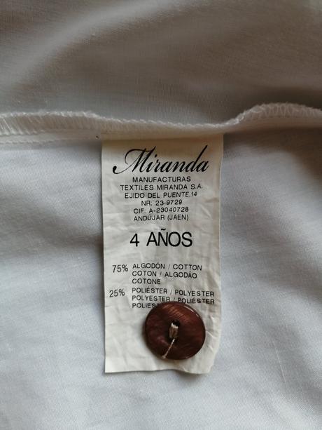 Spolocenske saty, 104