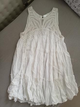 Biele mini strapcové šaty,