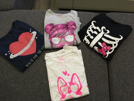 4x triká , 1x mikinka, 5eur, takko,146