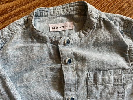 Bledomodrá košeľa, reserved,86