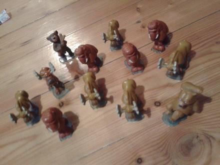 Zvieratka mix 12 ks - 6eur,