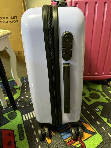 Predám nový kufor stitch, sinsay